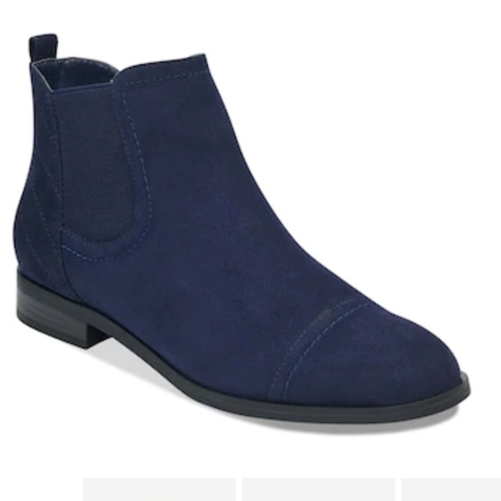 Last chance!!!!!Unisa Tayes Navy Blue Suede Chelsea Boot -8.5.